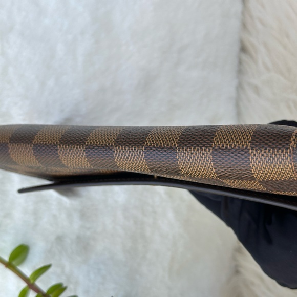 Discount Sale!!! 🌺🌺🌺Louis Vuitton Sarah Damier Long Wallet - Picture 11 of 16
